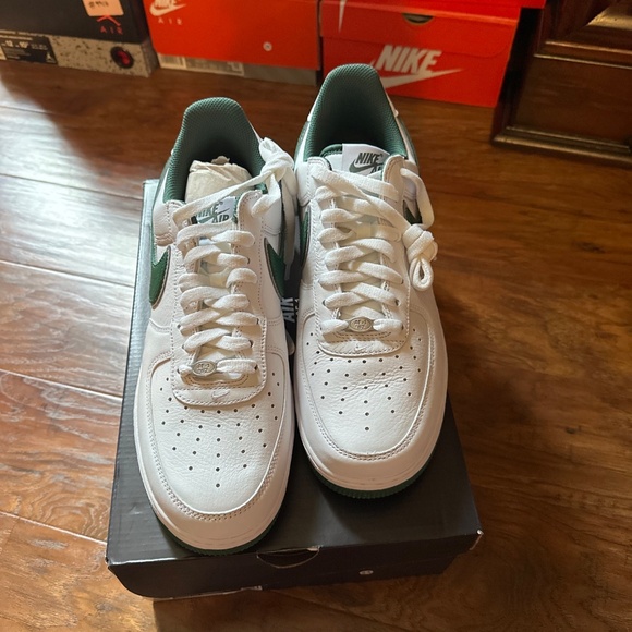 Nike Air Force 1 main image 4